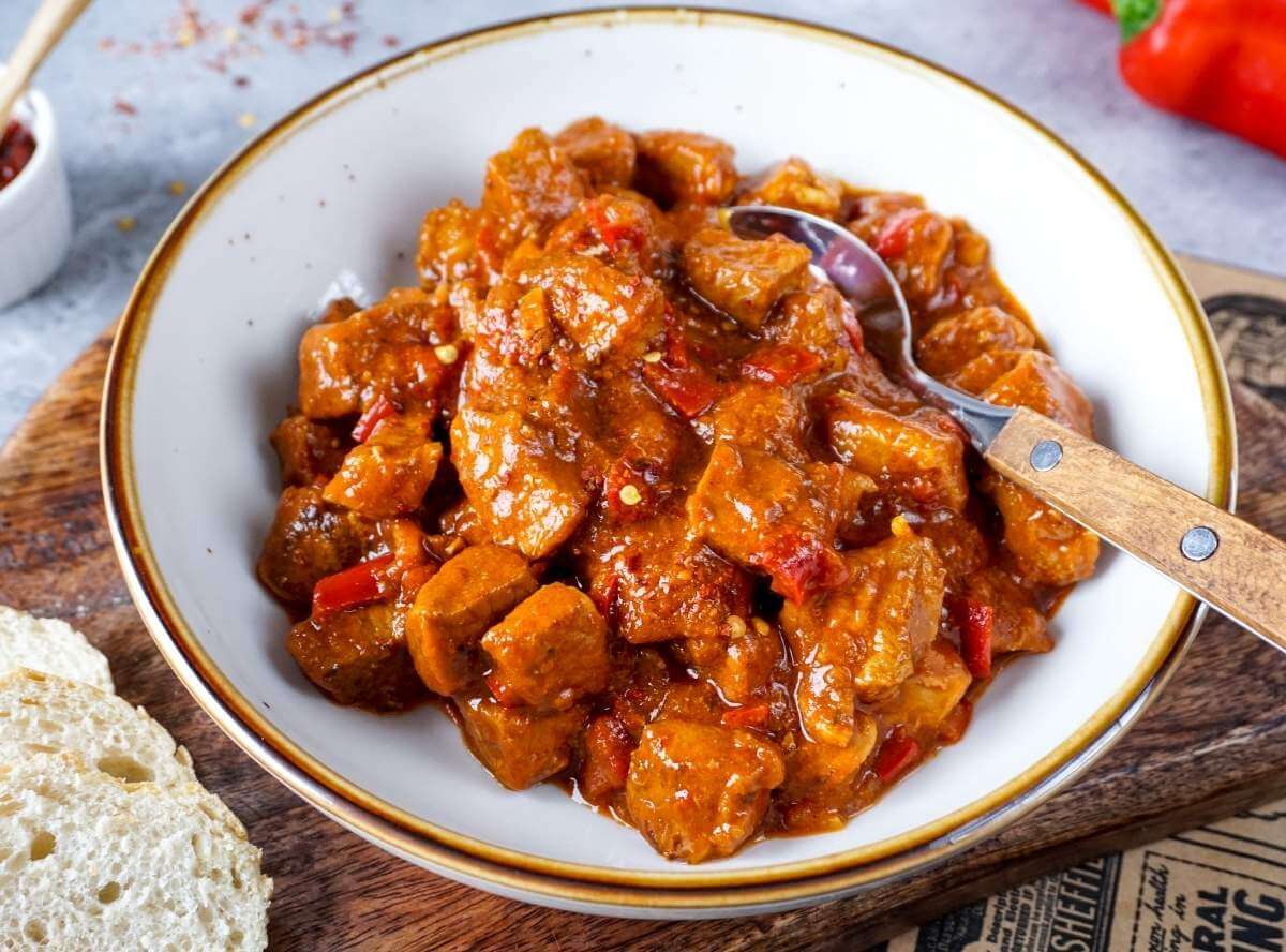 Why Sächsisches Feuerfleisch is the Perfect Hearty Party Dish